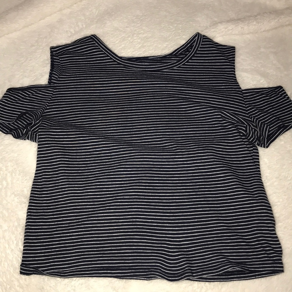 Navy blue and white striped cut out tee🌊